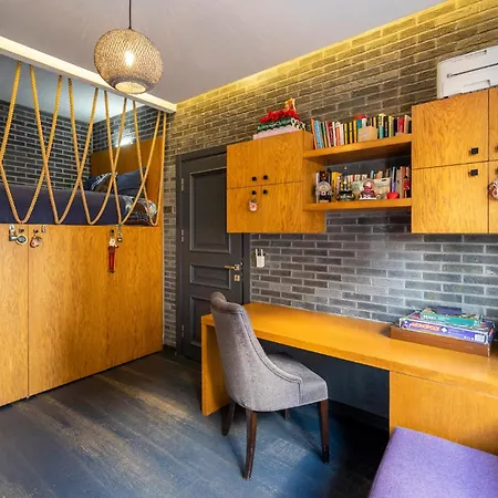 Bosphorus View Duplex W Terrace In Ortakoy