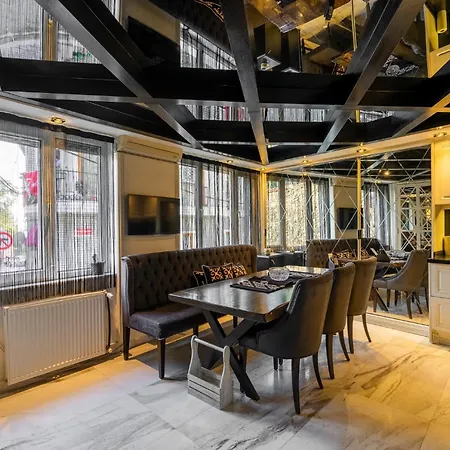 Bosphorus View Duplex W Terrace In Ortakoy *
